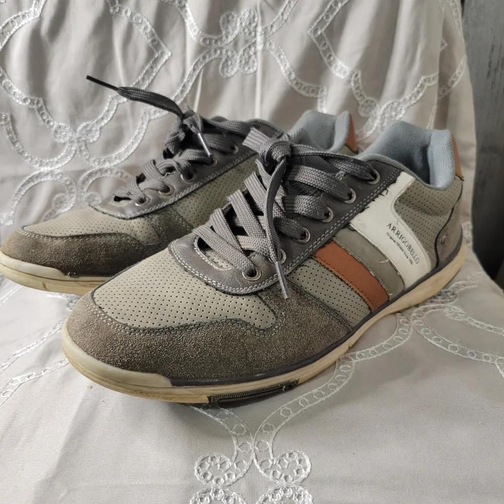 {3/$20} Arrigo Bello Ax Boxing Sneakers